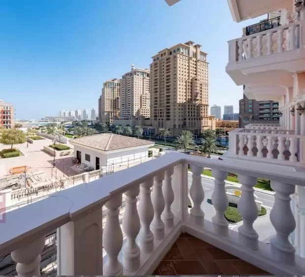 Residential Property 1 Bedroom S/F Apartment  for rent in The-Pearl-Qatar , Doha-Qatar #9234 - 1  image 